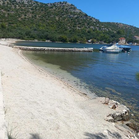 House Antica Villa Lastovo Buitenkant foto
