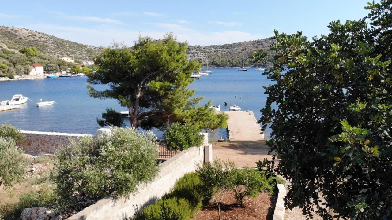House Antica Villa Lastovo Buitenkant foto
