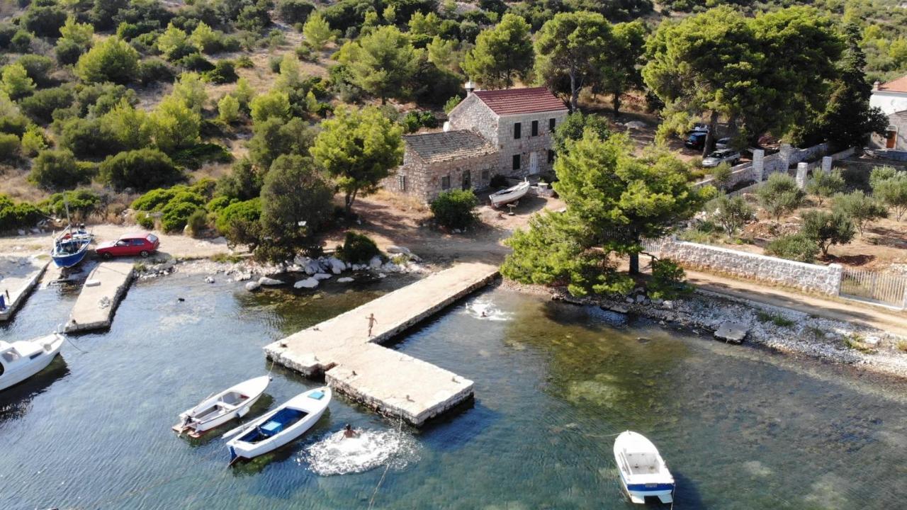 House Antica Villa Lastovo Buitenkant foto